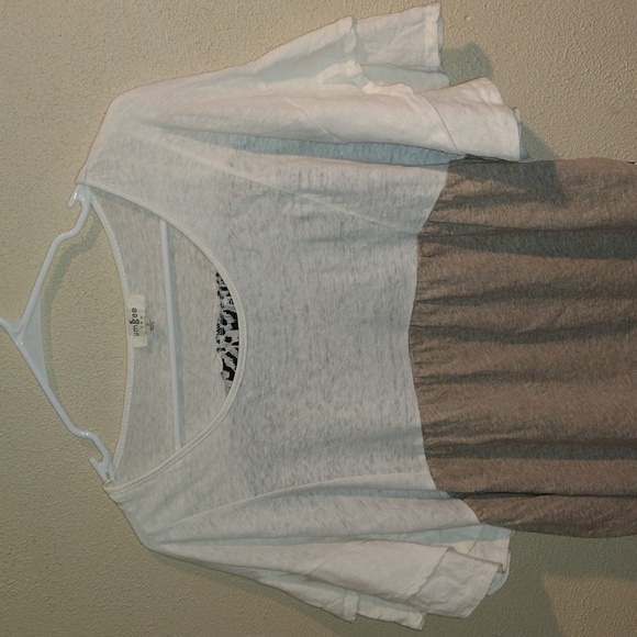 Umgee Linen Blend Leopard Print Short Sleeve Top S - Picture 2 of 6